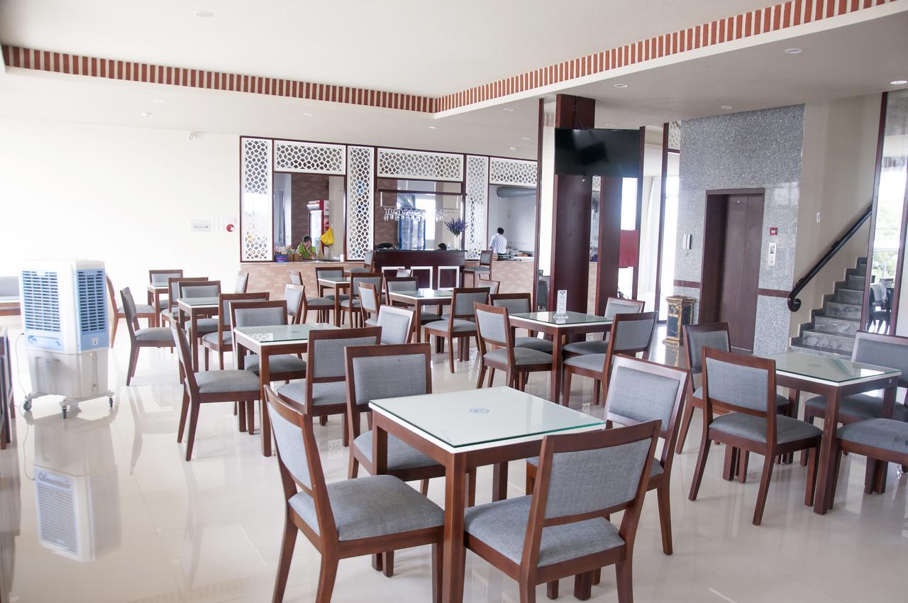 Ozon Hotel Nam Can Exterior photo